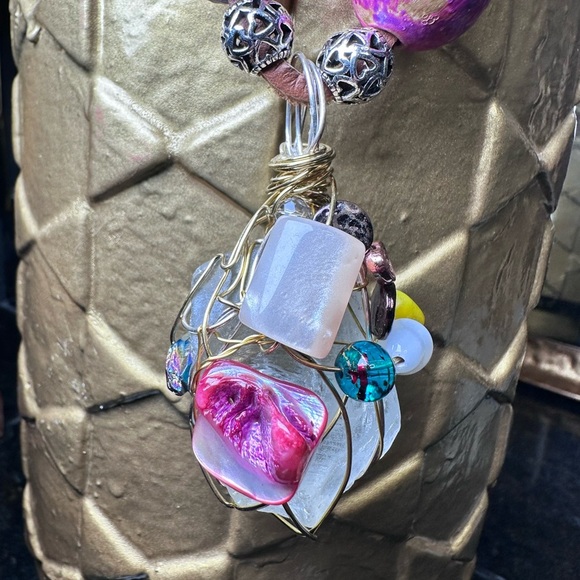 Handmade beach glass pendant embellished wire wrapped and beaded on leather cord - Picture 15 of 16